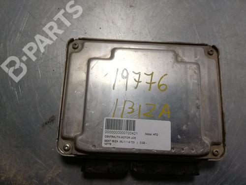 Used Engine control unit (ECU) SEAT IBIZA III (6L1) [2002-2009]  6829559