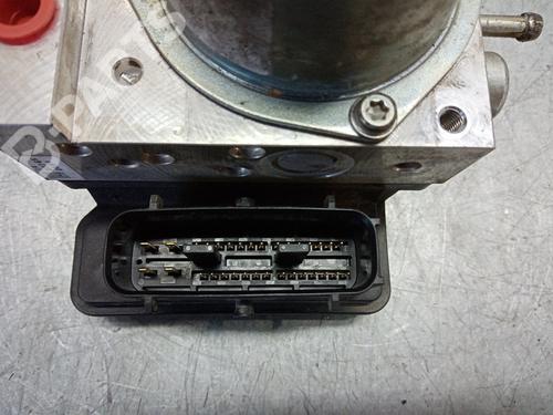 ABS pump RENAULT KOLEOS I (HY_) 2.0 dCi 4x4 (HY0K) | BP4233583M43 