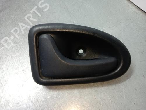 Venstre fortil invendig håndtag RENAULT CLIO II (BB_, CB_) [1998-2016]  32366738