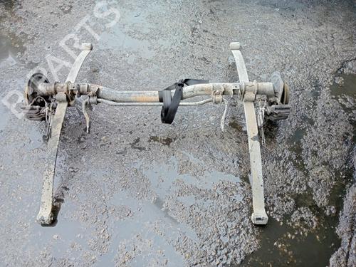 Essieu arrière VW CADDY III MPV (2KB, 2KJ, 2CB, 2CJ) 1.6 TDI (102 hp) 32169458