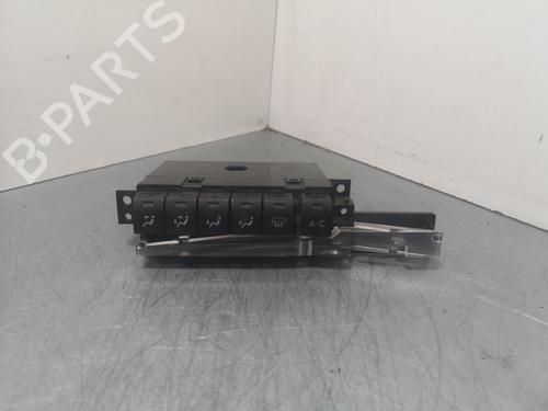 Used Climate control SUZUKI GRAND VITARA I (FT, HT) 2.0 HDI 110 16V 4x4 (SQ420D, TD83V, JA420WD) (109 hp) 18126841