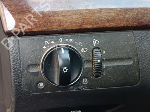Used Headlight switch MERCEDES-BENZ E-CLASS (W211) [2002-2009]  22889979