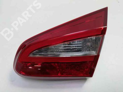 Used Right tailgate light Right tailgate light KIA CEE'D (JD) 1.0 T-GDI (100 hp) 4639935 4639935