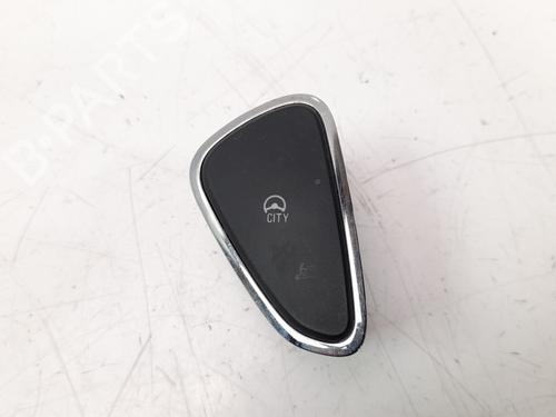 Used Switch OPEL CORSA E (X15) [2014-2025]  13820130