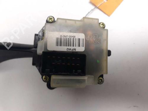 Steering column stalk HYUNDAI i30 Estate (FD) 1.6 CRDi | BP2428887I23 