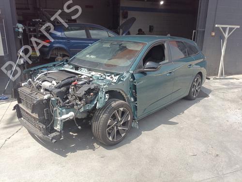 Brugte PEUGEOT 308 SW III (FC_, FJ_, FR_, F4_, FN_) PureTech 130 (FRHNSL, FRHNST) (131 hp) 3567361