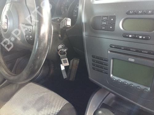 Ratlås/Tændingslås SEAT LEON (1P1) 2.0 TDI 16V (140 hp) 29559413