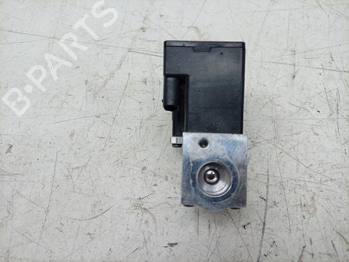 Electronic sensor PORSCHE TAYCAN (Y1A) 4S (Y1ADB1) | BP38440390M84 - Image 4
