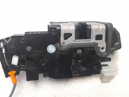 Front left lock MERCEDES-BENZ CLA (C118) CLA 180 (118.384) | BP24843825C98 