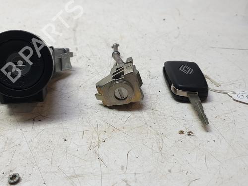 Used Ignition barrel RENAULT CAPTUR II (HF_) TCe 90 (HFM6) (91 hp) 32702847