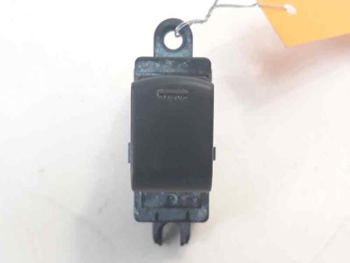Used Right rear window switch NISSAN QASHQAI / QASHQAI +2 I (J10, NJ10, JJ10E) [2006-2014]  3138921