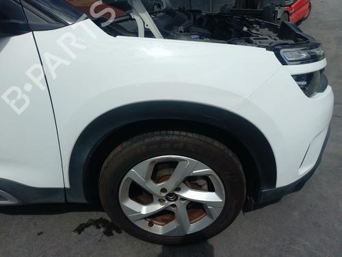 front-right-wheel-arch-trim-citroen-c5-aircross-a_-2018-39398382 main image