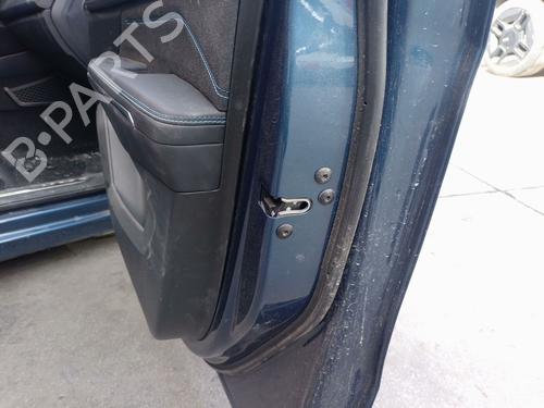 front-right-lock-lynk-co-01-2017-34289265 main image