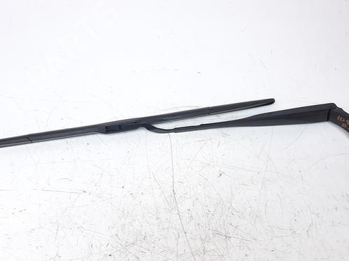 Used Front windshield wiper arm HYUNDAI KONA (OS, OSE, OSI) [2017-2023]  15004699