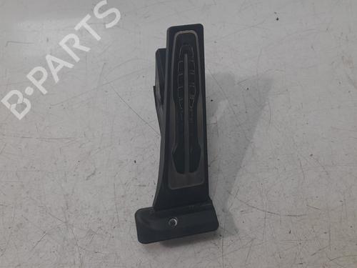 Pédale BMW 1 (F40) 118 d (150 hp) 31850895