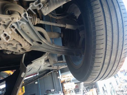 Used Right front suspension arm Right front suspension arm VW PASSAT B8 Variant (3G5, CB5) 2.0 TDI (190 hp) 36385440 36385440