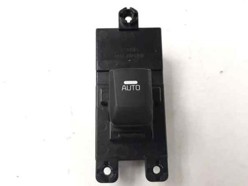 Right rear window switch KIA CEE'D SW (ED) 1.6 CRDi 90 (90 hp) 49D5101000 | 49D5101000 | 93580A2000 |