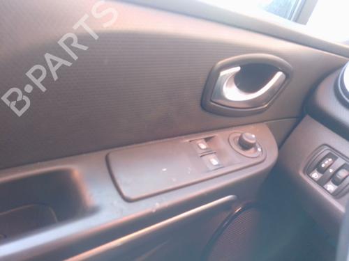 Used Left front window switch Left front window switch 36866442 36866442
