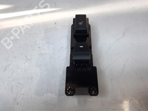 Used Left rear window switch HYUNDAI TUCSON (TL, TLE) 1.7 CRDi (116 hp) 20326061
