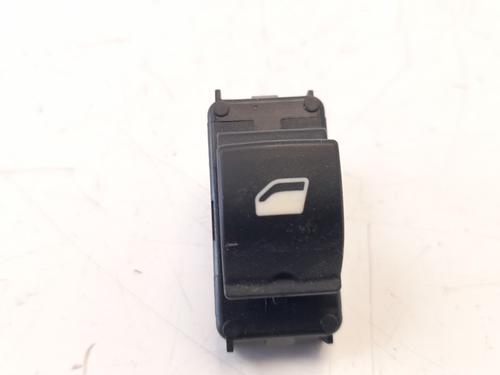 Used Right front window switch Right front window switch CITROËN C4 CACTUS 1.6 BlueHDi 100 (99 hp) 7918018 7918018