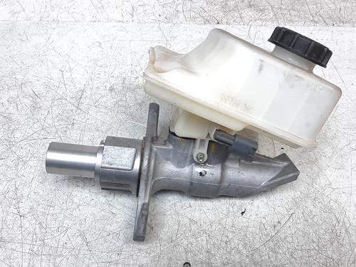 Used Brake master cylinder MERCEDES-BENZ M-CLASS (W166) ML 250 CDI / BlueTEC 4-matic (166.004, 166.003) (204 hp) 11187602