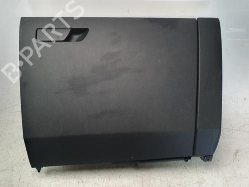 Used Glove box SEAT LEON Sportstourer (KL8, KLD) 2.0 TDI (150 hp) 30626267