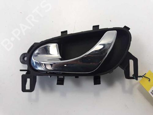 Venstre bak invendig håndtak RENAULT KADJAR (HA_, HL_) 1.2 TCe 130 (HLMR) (130 hp) 3209458