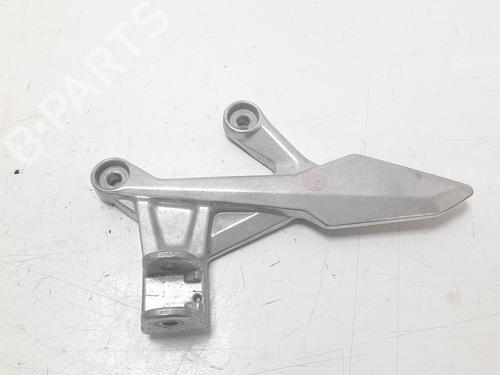 Left sideskirt HONDA MOTORCYCLES CB HORNET CB 750 Hornet (RH12, RH24) | BP25233864C115