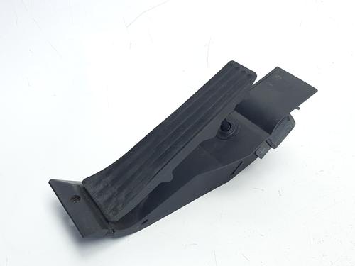 Used Pedal BMW 1 (E87) 118 d (122 hp) 9755249