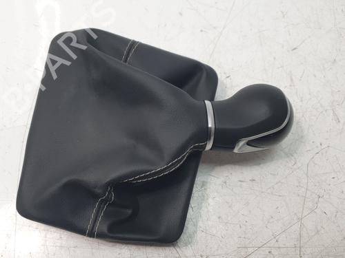 Used Shift knob SEAT LEON Sportstourer (KL8, KLD) 2.0 TDI (150 hp) 27273277