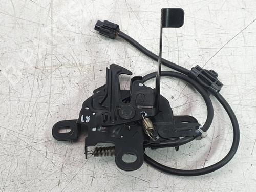 Used Hood lock Hood lock TOYOTA YARIS (_P21_, _PA1_, _PH1_) 1.5 (MXPA11) (125 hp) 32860082 32860082