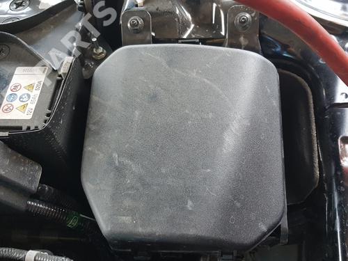 Used Fuse box Fuse box MAZDA 3 Hatchback (BP) SKYACTIV-X M Hybrid (186 hp) 9964389 9964389