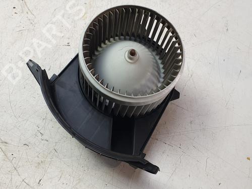 Used Heater blower motor Heater blower motor RENAULT KANGOO Express (FW0/1_) Z.E. (FW0Z, FW1Z) (60 hp) 33235776 33235776