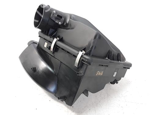 Used Air filter box BMW 3 (G20, G80, G28) 318 d (150 hp) 17788791