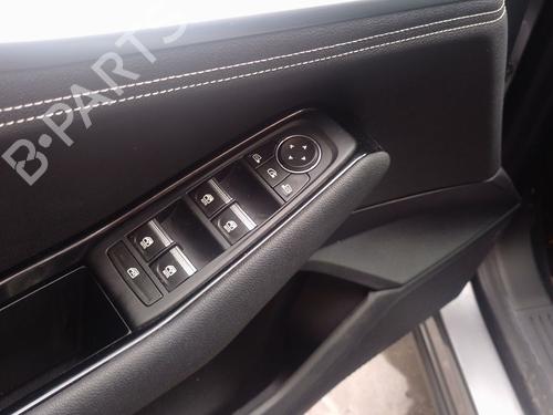 Left front window switch RENAULT AUSTRAL TCe 130 (HGM2) | BP39809360I27 - Image 1