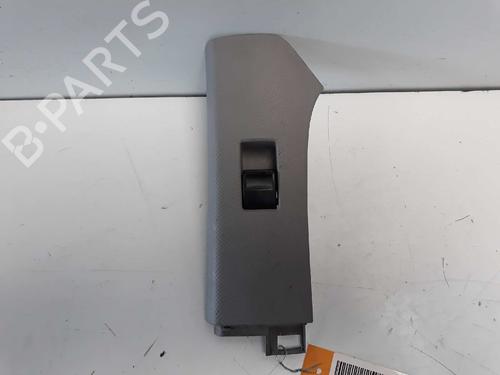 Right front window switch TOYOTA YARIS (_P9_) 1.4 D-4D (NLP90_) (90 hp) 742310D090 | 742310D090 |