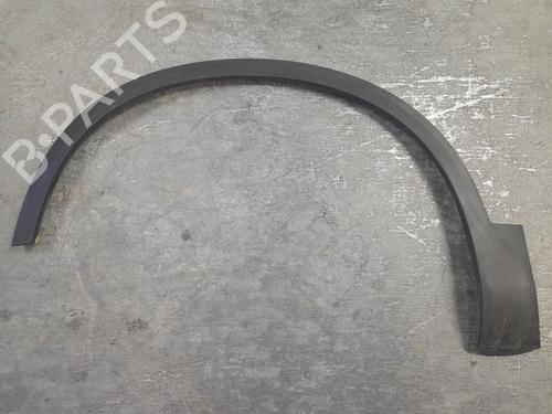 Aba guarda lamas frente esquerda VOLVO XC40 (536) B4 Mild-Hybrid (197 hp) 32238560