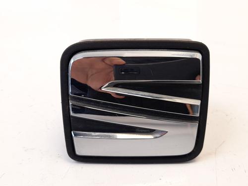 tailgate-handle-seat-leon-sc-5f5-16-tdi-5f0827565c-2013-2014-2015-2016-2017-2018-8658517 main image