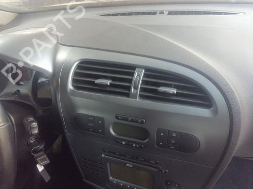 Luftventil SEAT LEON (1P1) 2.0 TDI 16V (140 hp) 29585280