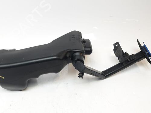 Used Windscreen washer tank MERCEDES-BENZ C-CLASS (W205) C 200 EQ Boost (205.077) (184 hp) 18854143