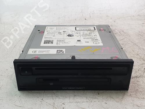 Used Radio SEAT LEON (5F1) 1.5 TSI (150 hp) 31918128