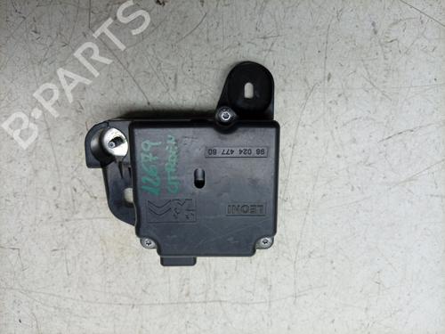 Used Fuse box Fuse box CITROËN C3 AIRCROSS II (2R_, 2C_) 1.5 BlueHDi 110 (110 hp) 40219853 40219853