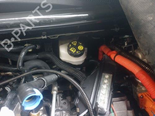 Used Brake master cylinder FORD KUGA III (DFK) 2.5 FHEV (152 hp) 32134853