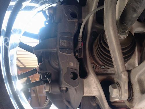 Left front brake caliper PORSCHE MACAN (XAB) 4 Electric 4 (XABBB1, XABFD1) | BP36995179M105 - Image 2