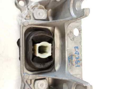 Used Engine mount Engine mount SMART FORTWO Coupe (453) electric drive / EQ (453.391) (56 hp) 10272790 10272790