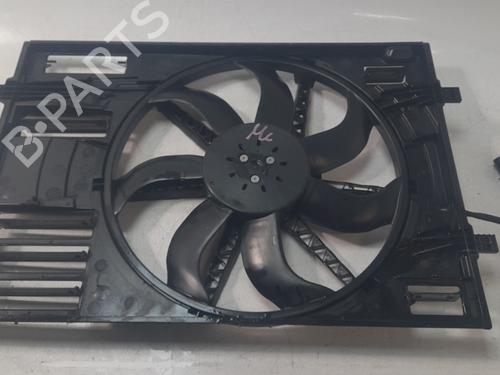 Koelventilatormotor VW POLO VI (AW1, BZ1, AE1) 1.0 TSI (95 hp) 32096551