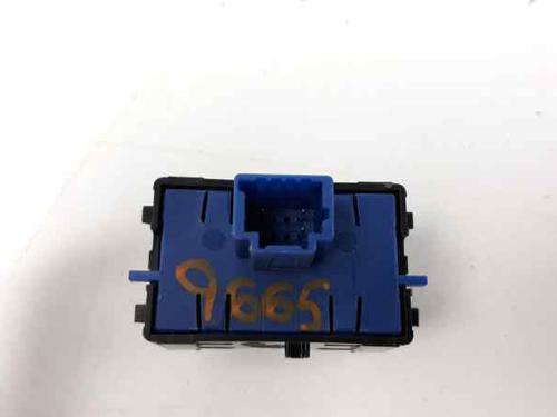 Switch DACIA DOKKER MPV (KE_)  | BP4080360I30 