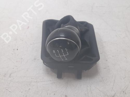 Used Shift knob Shift knob VW POLO VI (AW1, BZ1, AE1) 1.0 TSI (95 hp) 34343259 34343259
