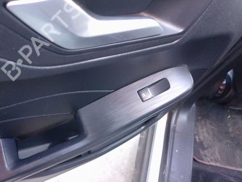 venstre-bagtil-elrude-kontakt-ford-kuga-iii-dfk-2019-34004752 main image