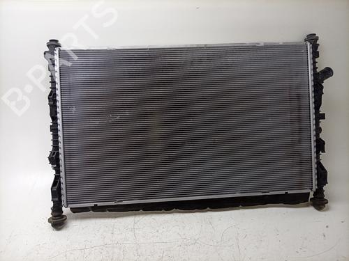 Used Water radiator Water radiator 37520760 37520760